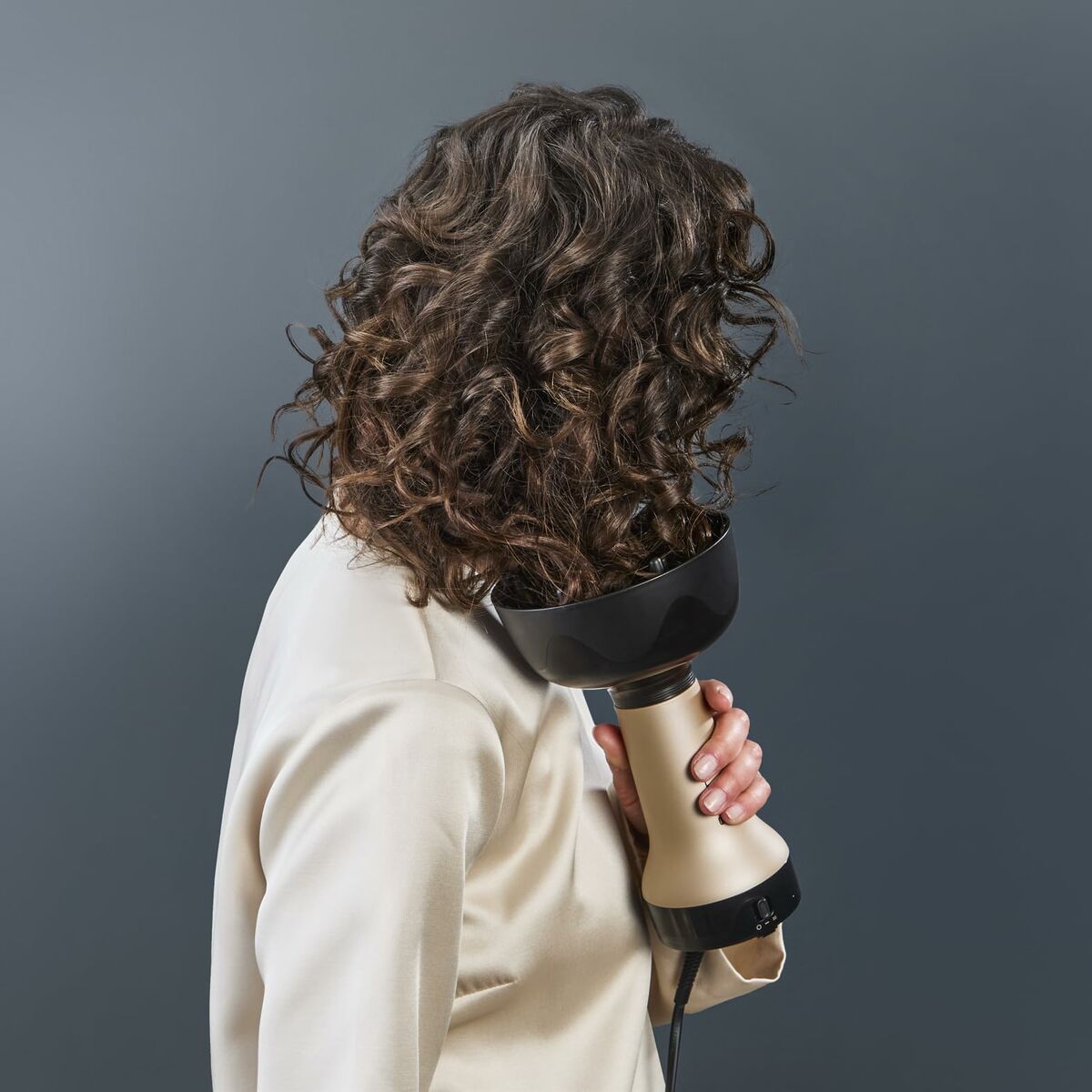 V4H9E0E13B1E1538770C603BBF6B7BD7F97R7486462P3