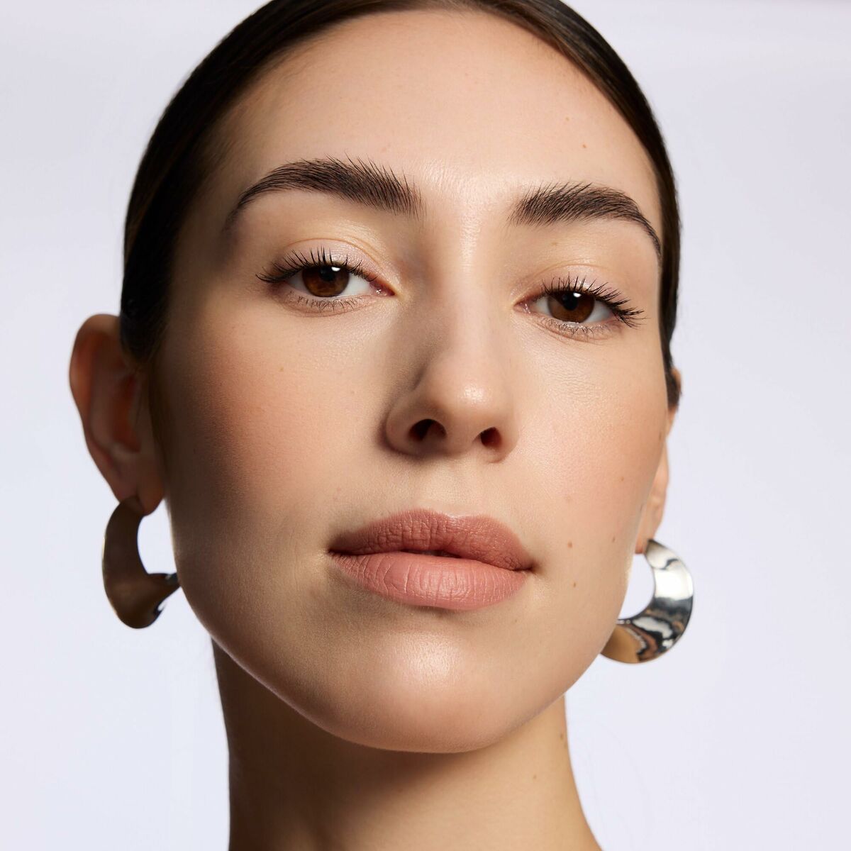 V2HFA570C3EC0F82138E5917D94701A33FDR7613555P8