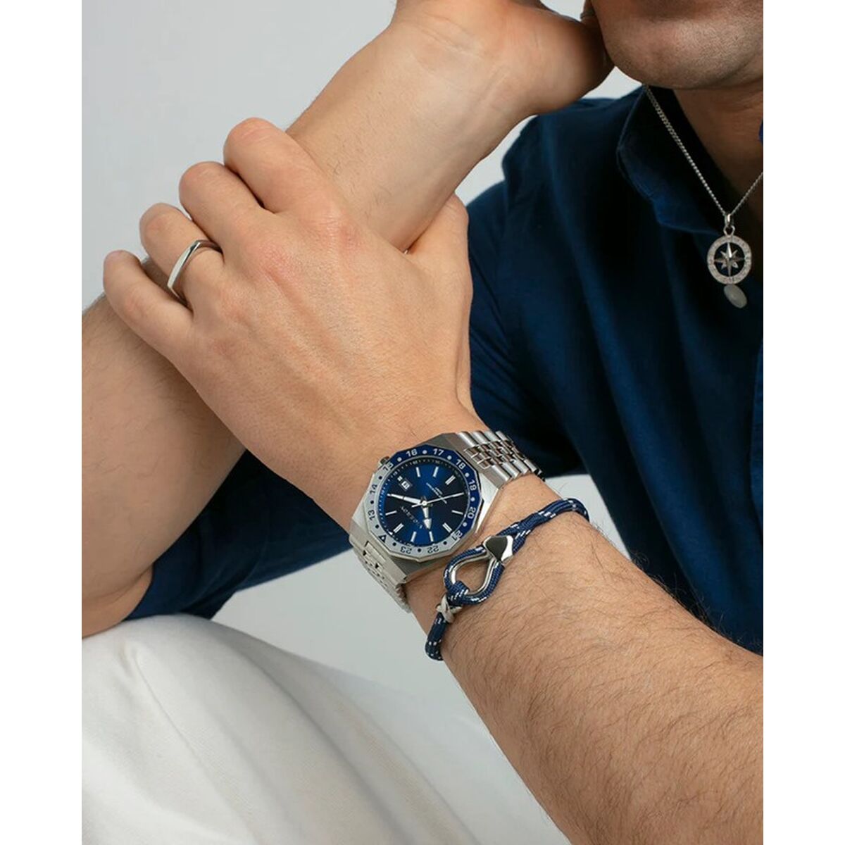 V4H652D6D8767400E0B0F6071AB0BFDB507R6733153P3